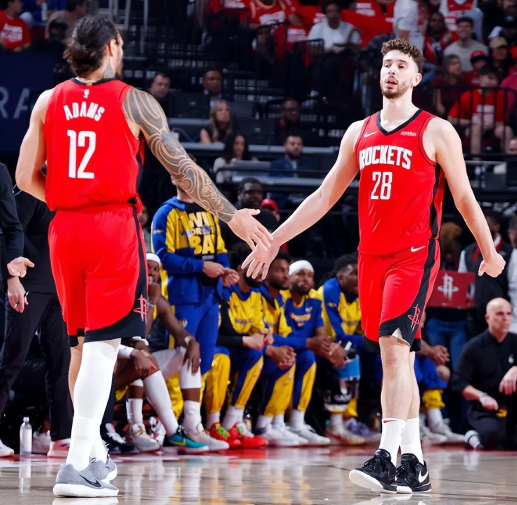 他目前能提, 篮板和护框