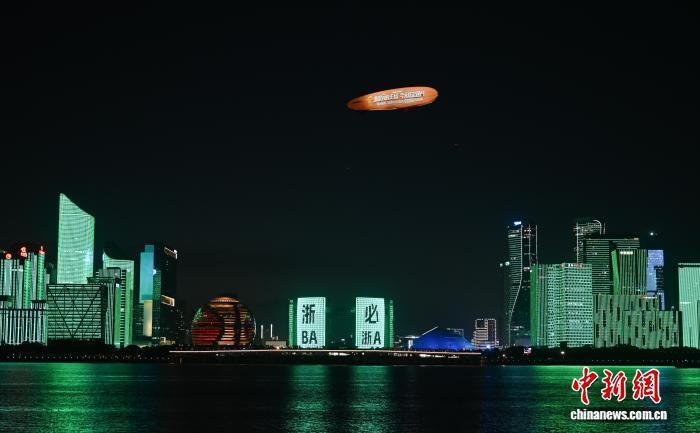 当日, 钱塘江两岸, 赛事氛围 当日, 钱塘江两岸, 赛事氛围