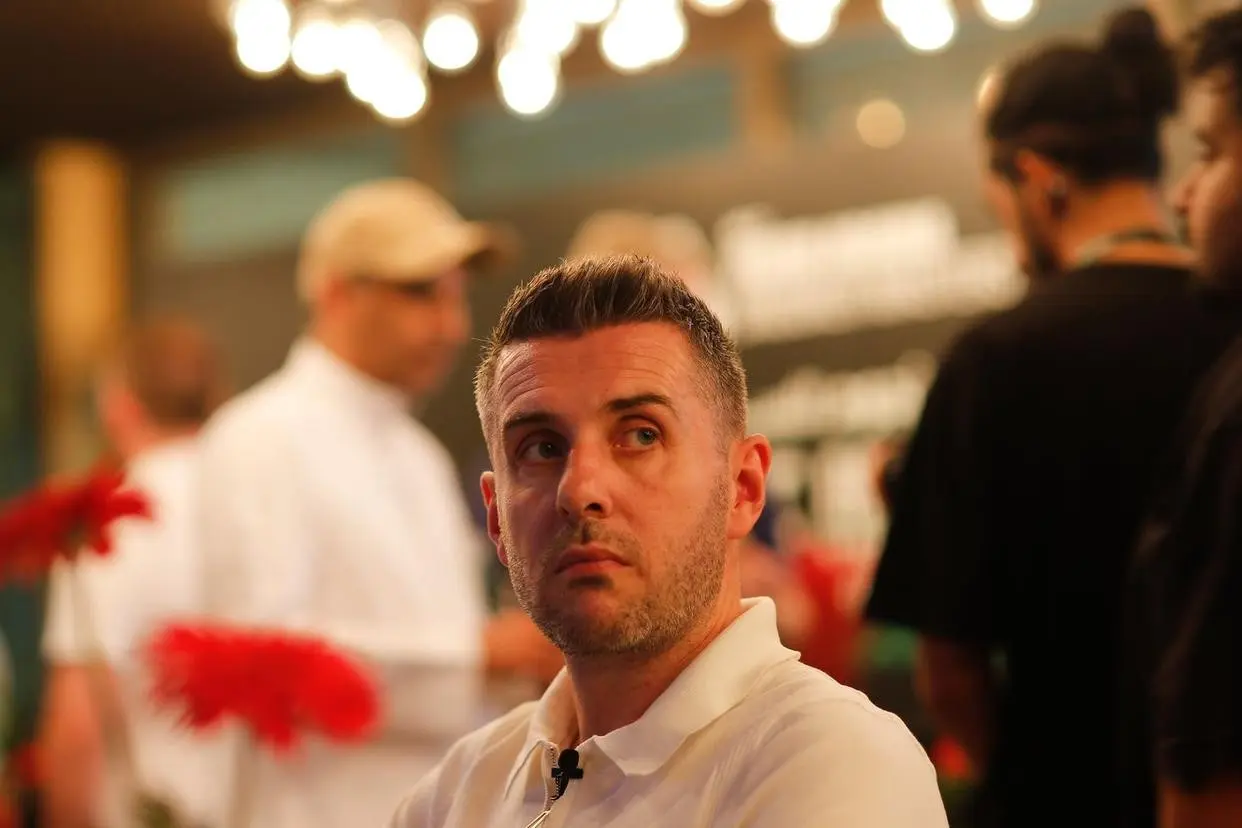 险胜加里威 险胜加里威