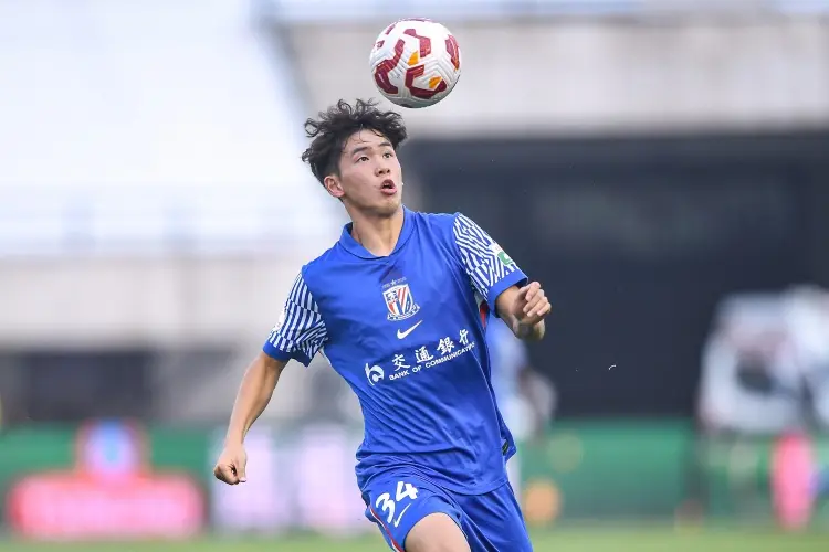 锋仅剩阿苏, 斯缺阵的情