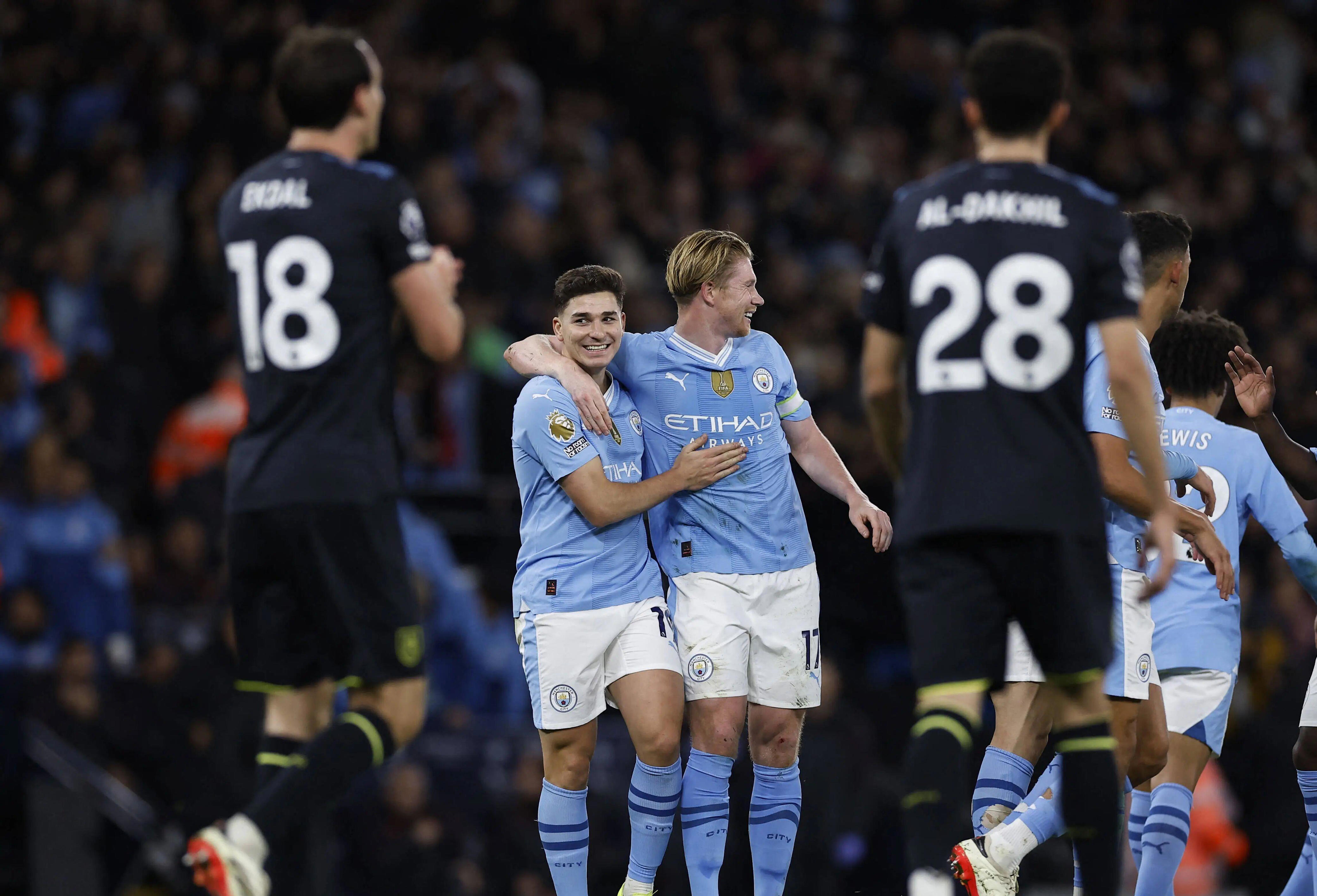 恩利偷分的, 回合曼城则